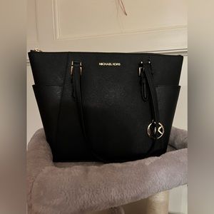 Michael Kors Charlotte Tote